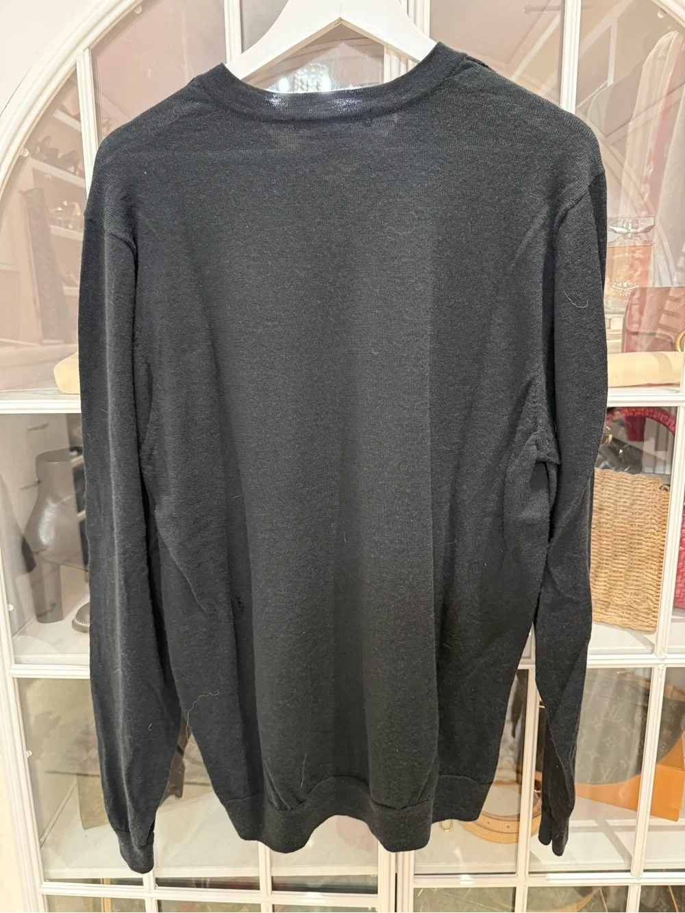 Men's Tiger Woods Black V-Neck Sweater with Lake Coeur d’ Alene Embroidered Logo
